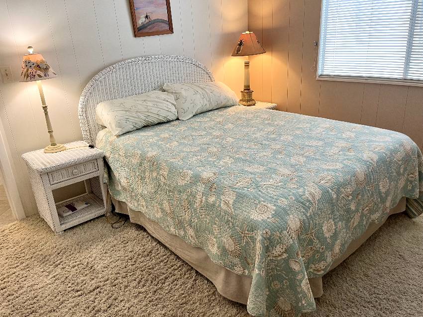 1268 S Indies Circle a Venice, FL Mobile or Manufactured Home for Sale